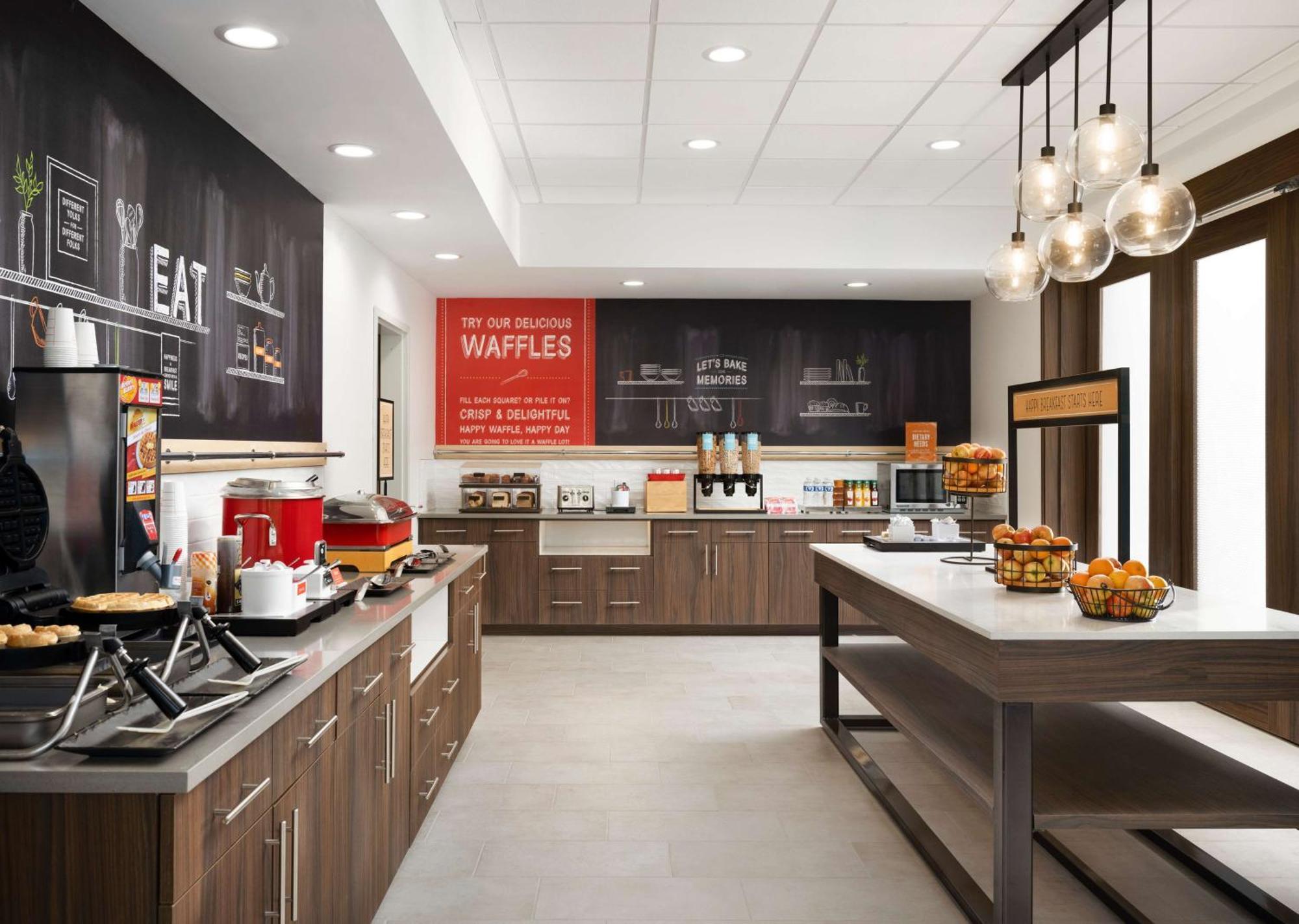 Hampton Inn Redmond Bend Airport エクステリア 写真